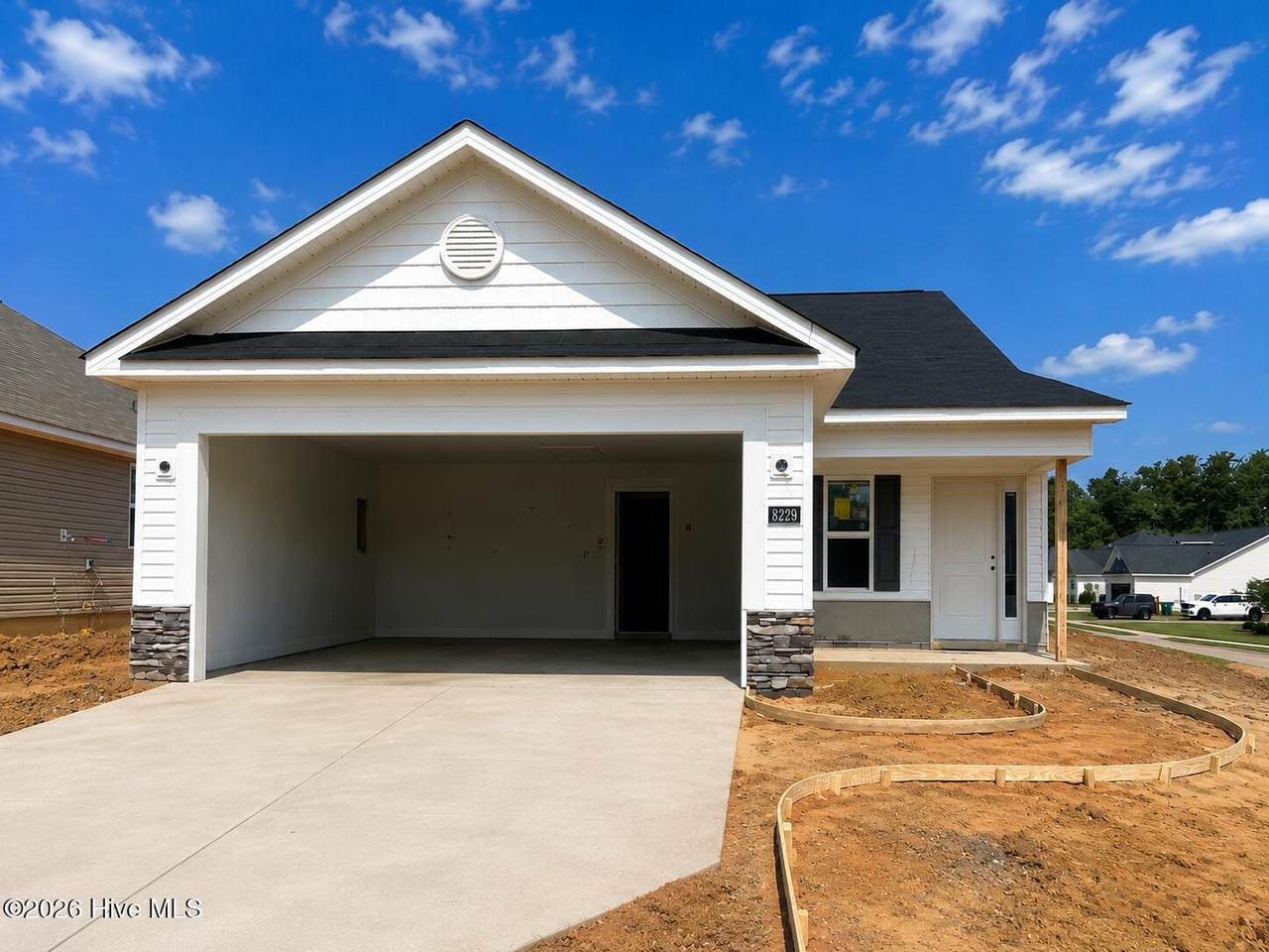 8229 Snelling Drive - Photo 1