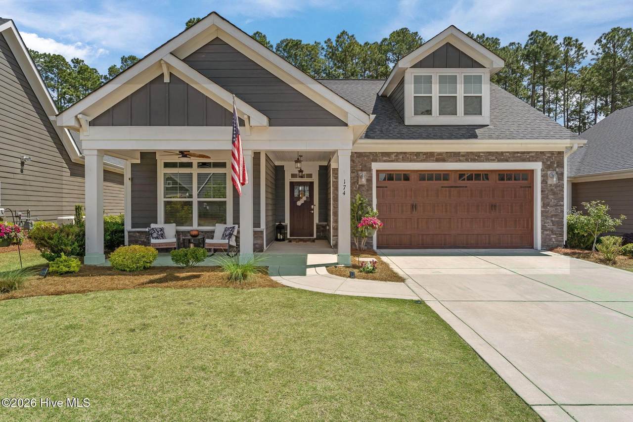 174 Holly Springs Court - Photo 1