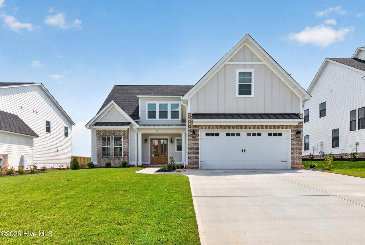 438 Woodlawn Street - Photo 1