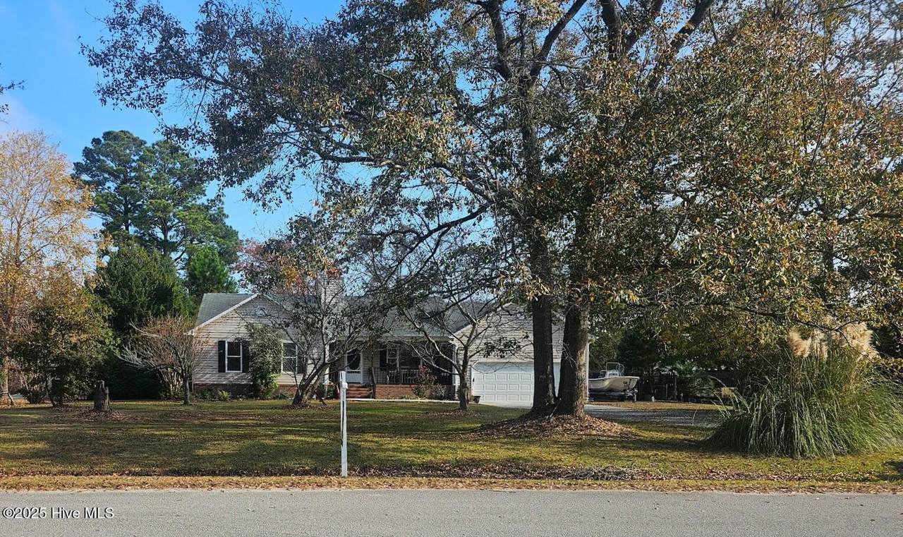 410 Masters Lane - Photo 1