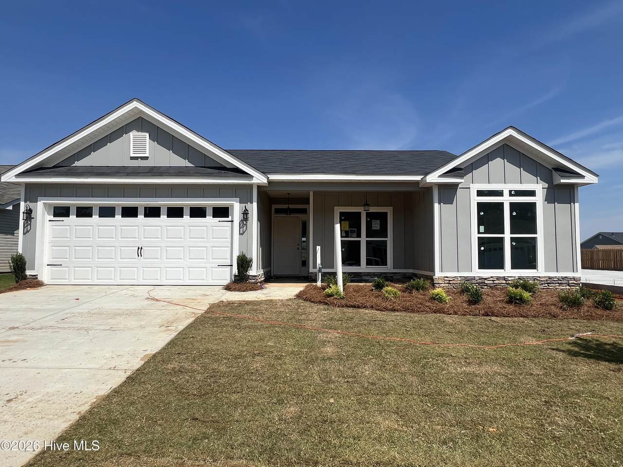 8894 Snelling Drive - Photo 1