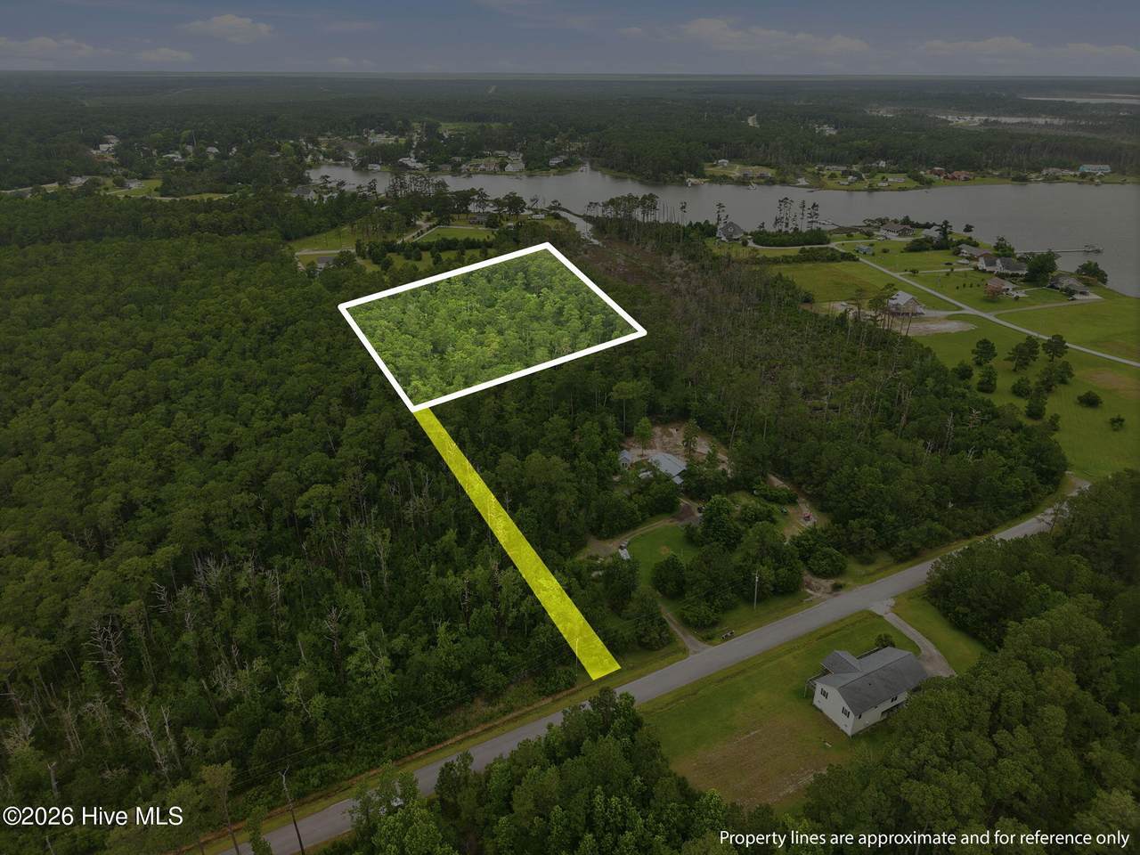 121 Bay Drive - Photo 1