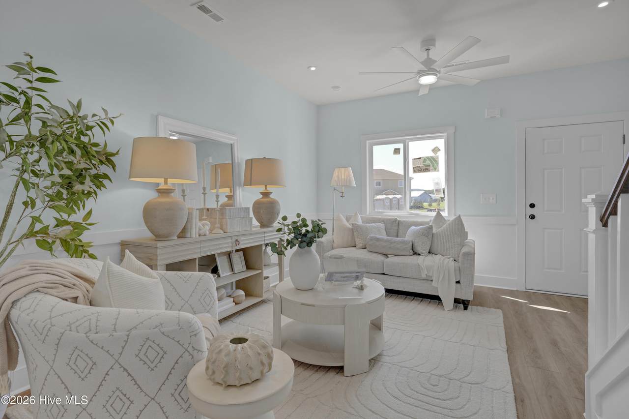 https://bt-photos.global.ssl.fastly.net/ncreg/1280_boomver_3_fa1329054255a533a21a7ae3cf05ba67-2.jpg