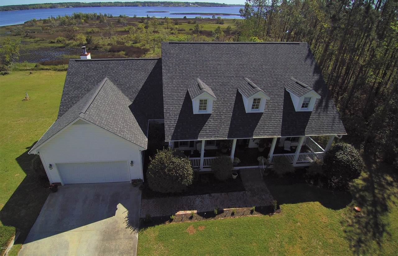 425 Plantation Lane - Photo 1