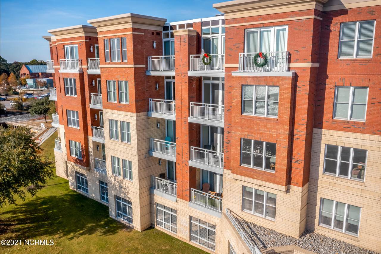 119 Sky Sail Boulevard - Photo 1