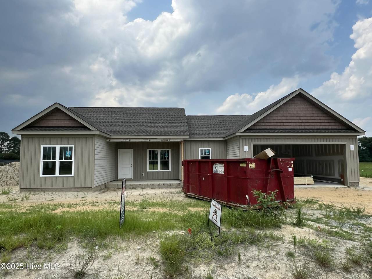109 Sillinger Drive - Photo 1