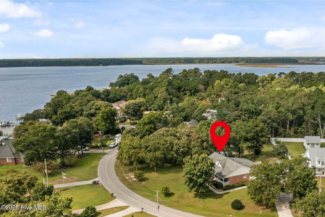 157 White Oak Bluff Road - Photo 1