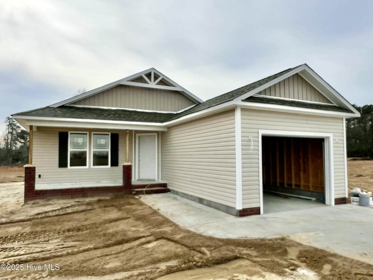 52 Grace Pond Avenue - Photo 1