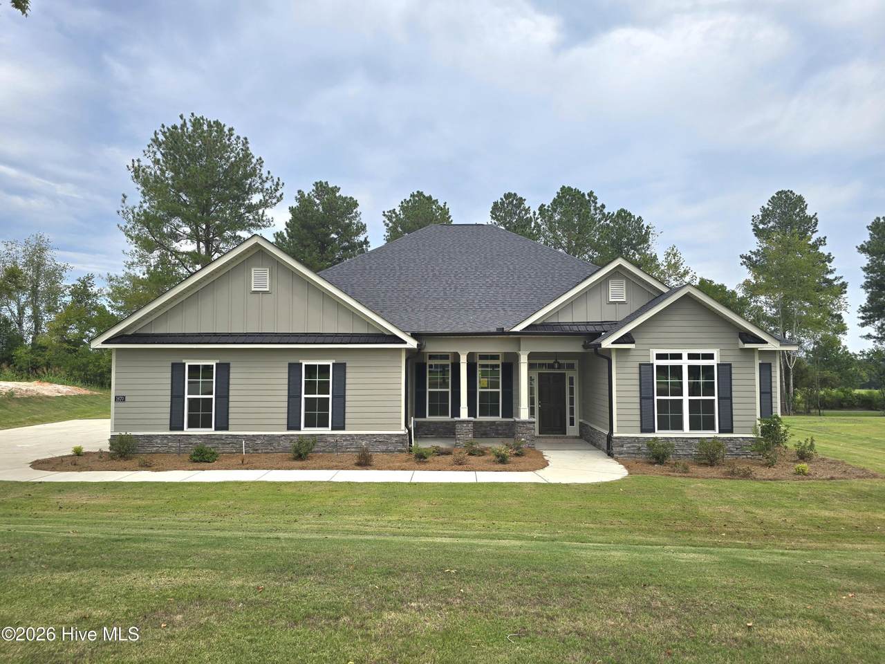 1670 Bellingham Drive - Photo 1