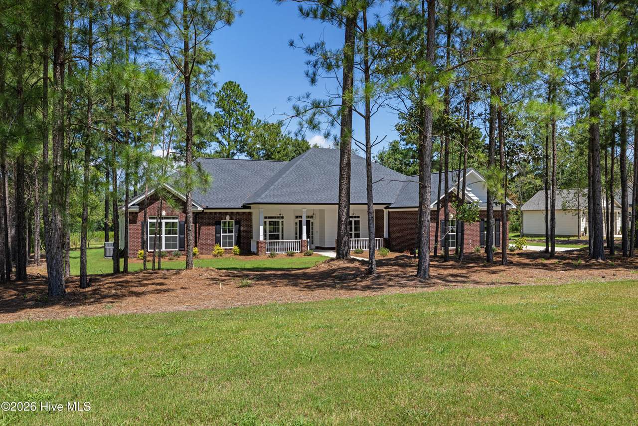 1096 Bellingham Drive - Photo 1