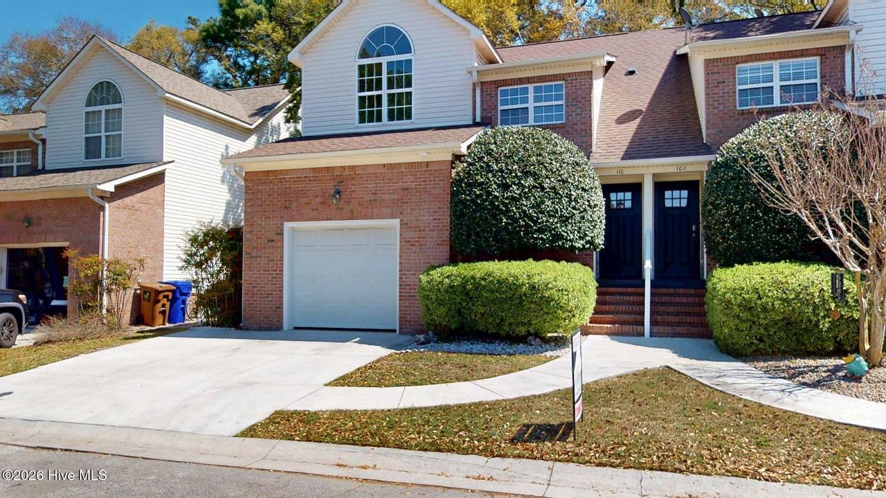 110 Lighthouse Drive - Photo 1