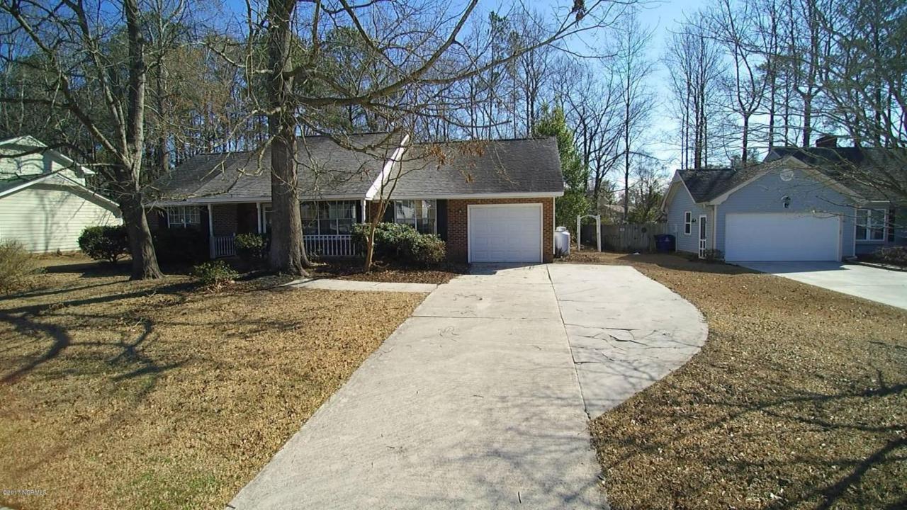 2711 Northwoods Drive, Jacksonville, NC 28540 (MLS #80170783) :: Century 21 Sweyer & Associates