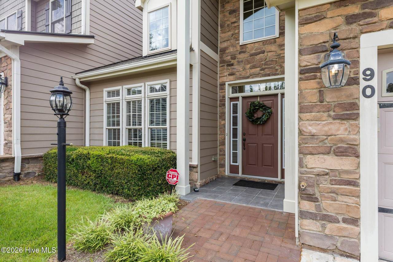90 Shadow Creek Court - Photo 1