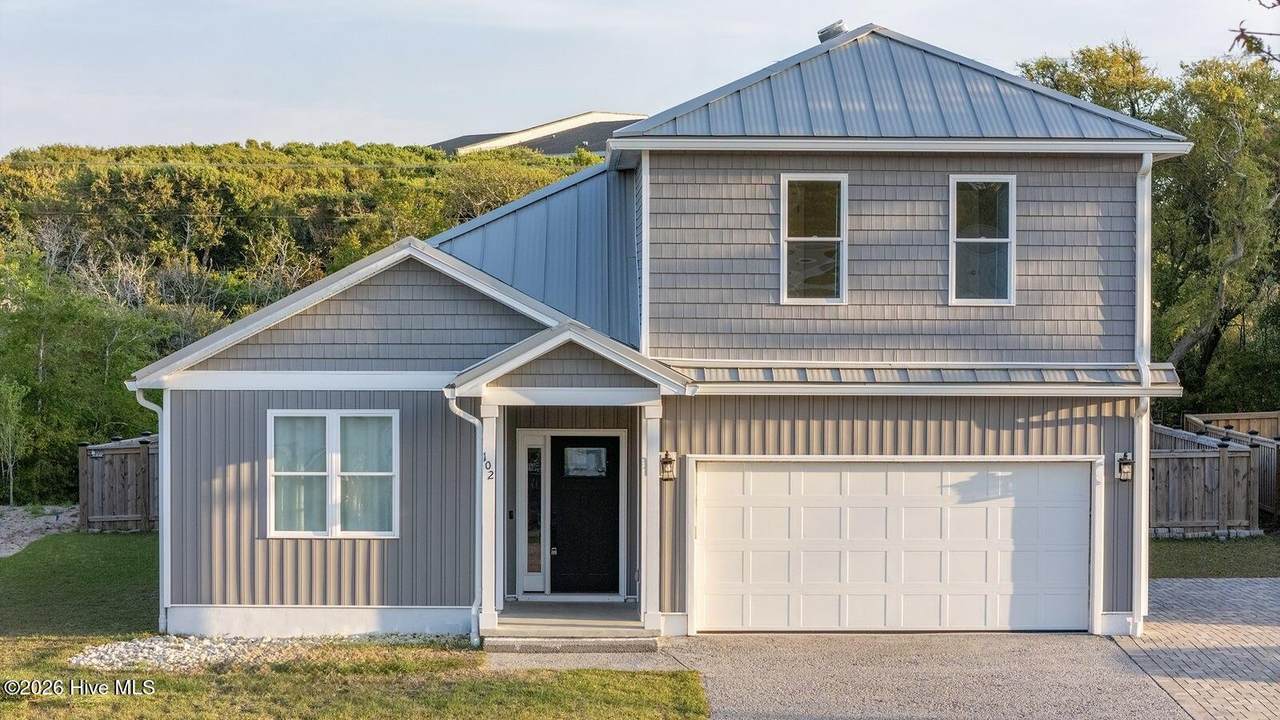 102 Evergreen Lane - Photo 1
