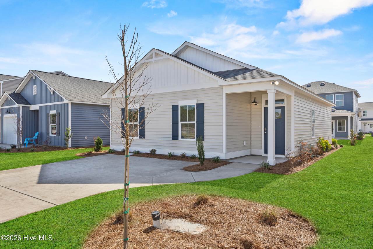 18 Pioneer Way - Photo 1