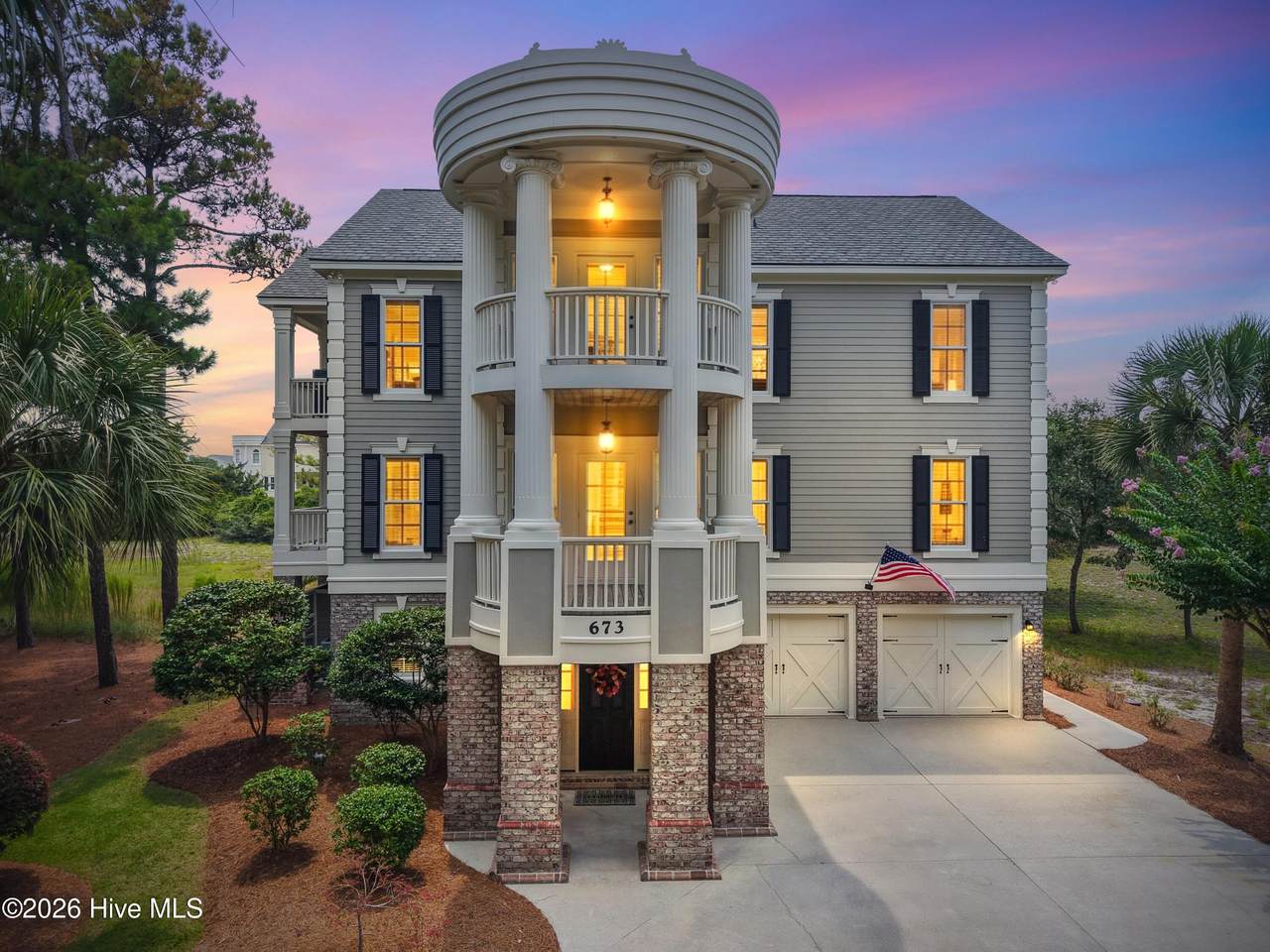 673 Beaufain Street - Photo 1