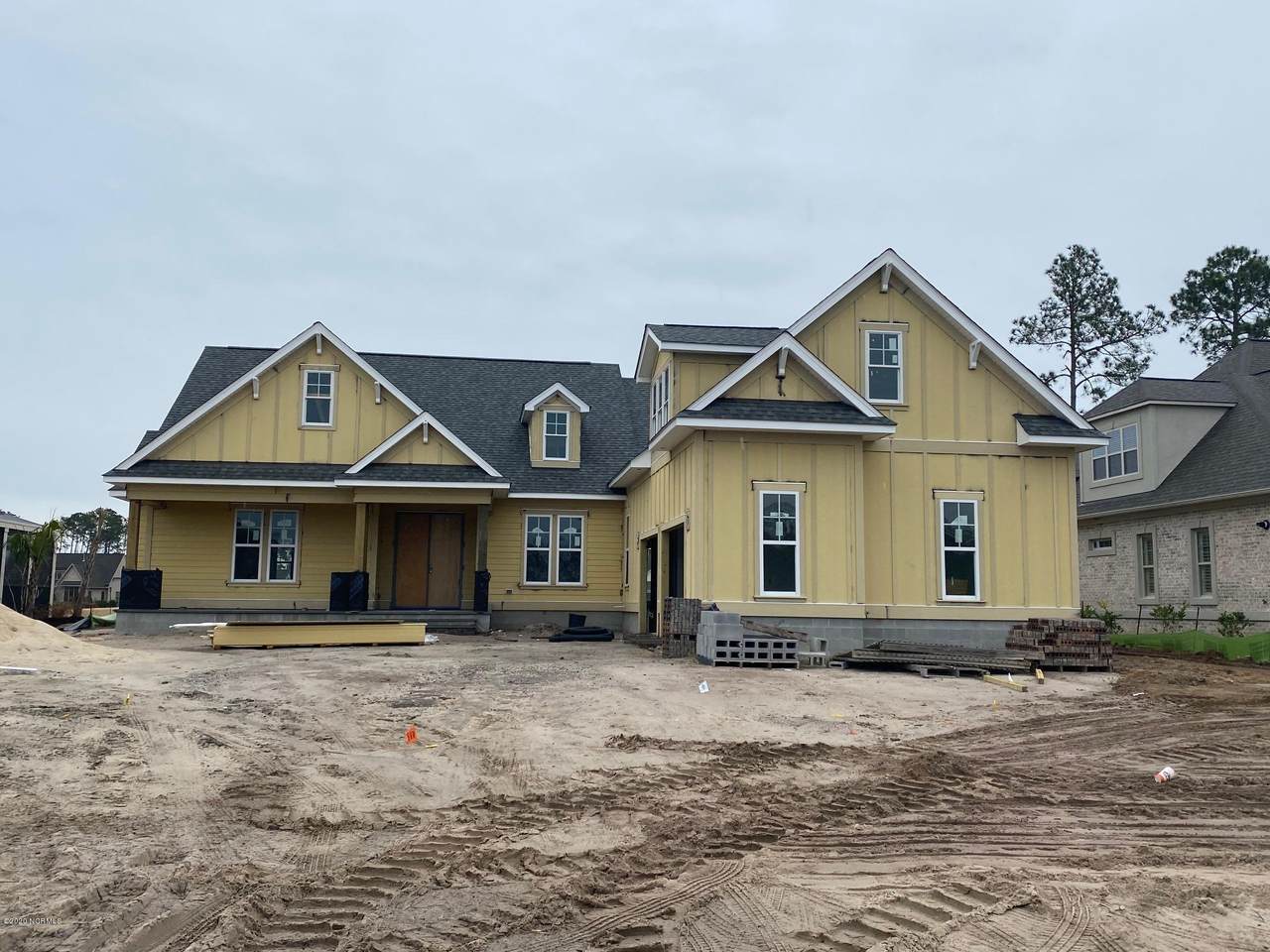 5136 Creswell Drive - Photo 1