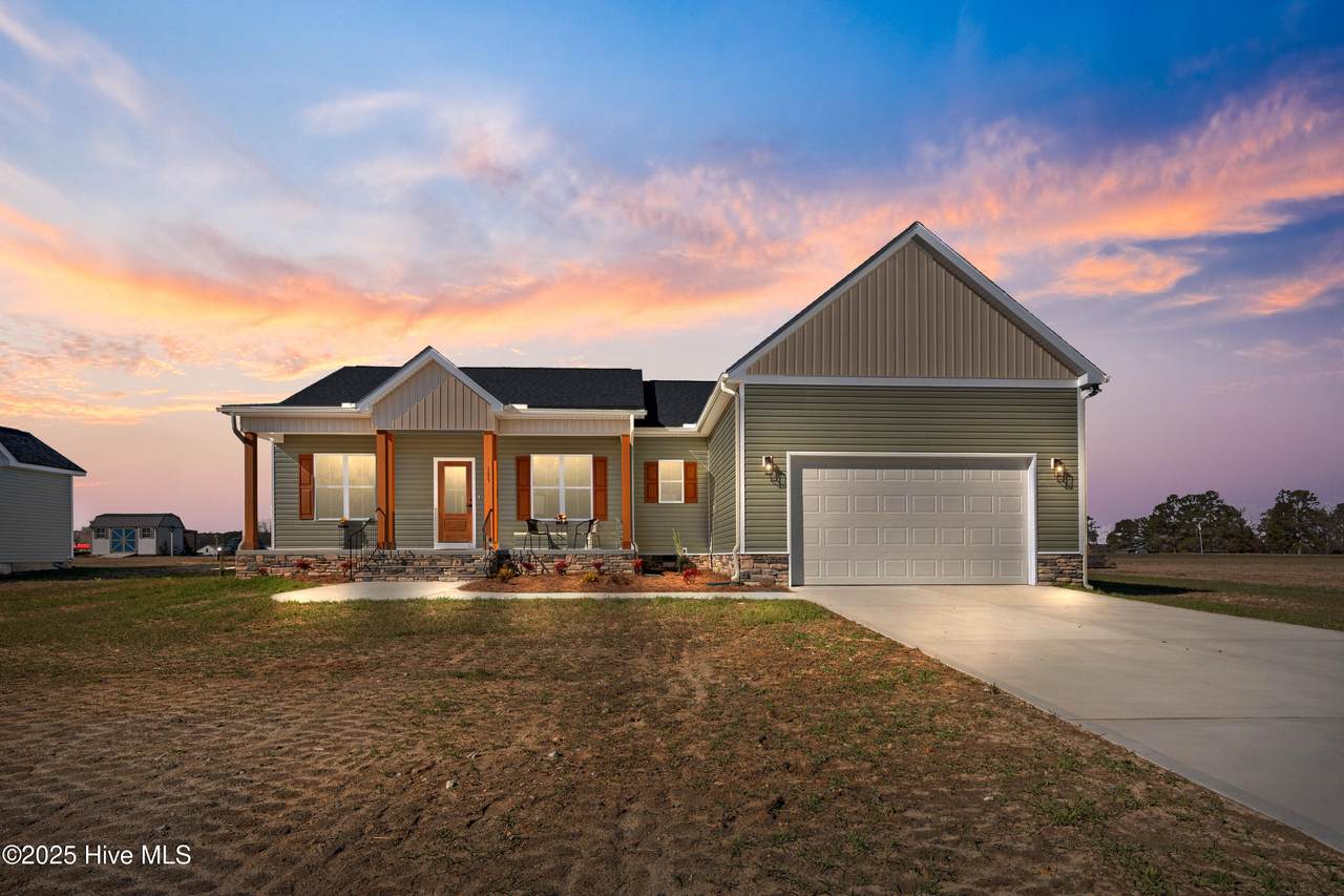 137 Glenwood Place - Photo 1