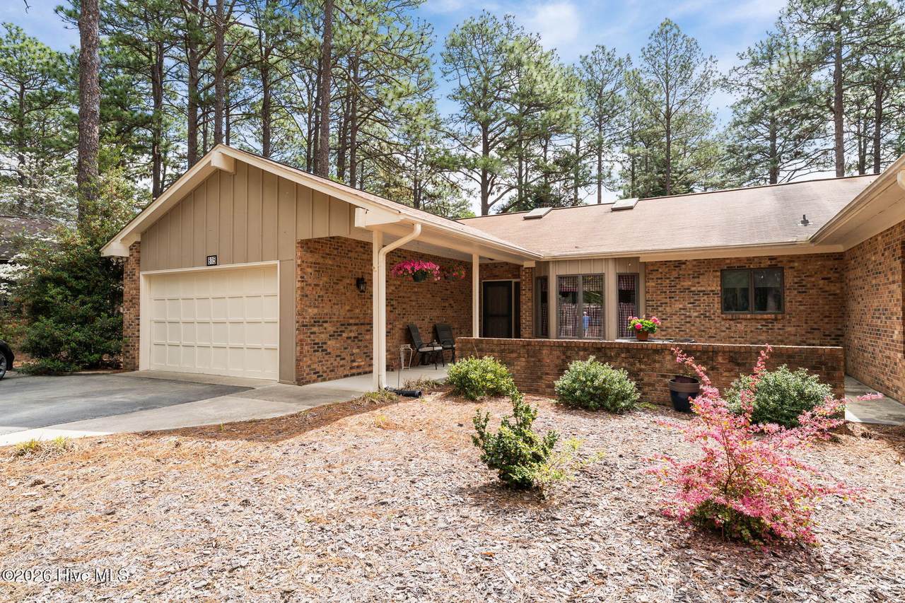 815 Myrtlewood Court - Photo 1