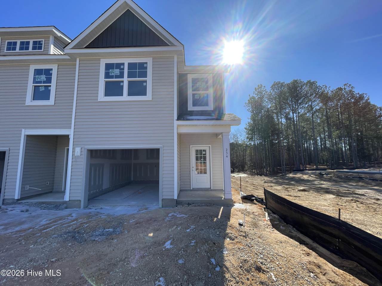 230 Elijah Way - Photo 1