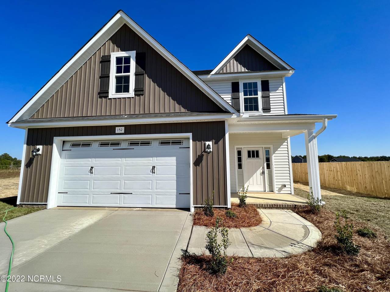 152 Briar Den Court - Photo 1