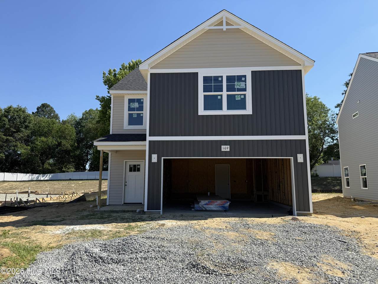 109 Crossvine Street - Photo 1