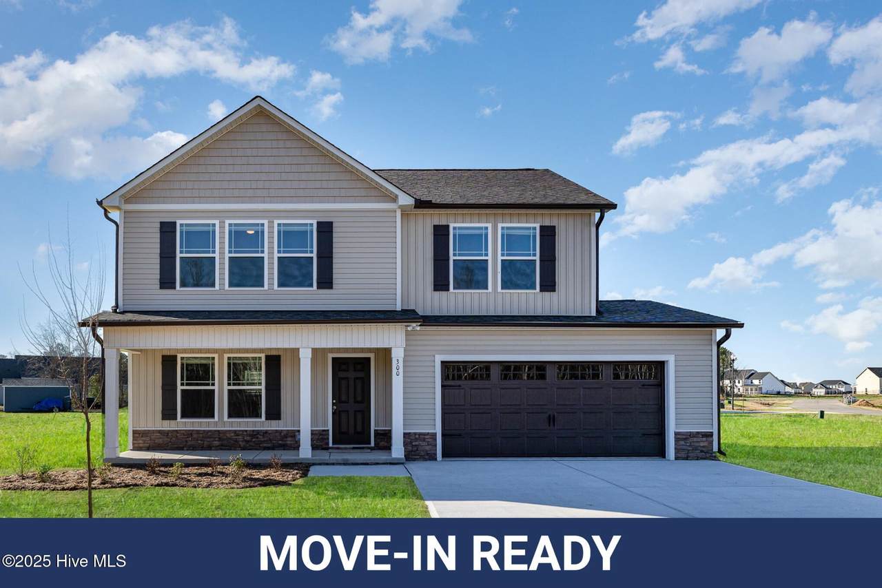 300 Tuscany Circle - Photo 1