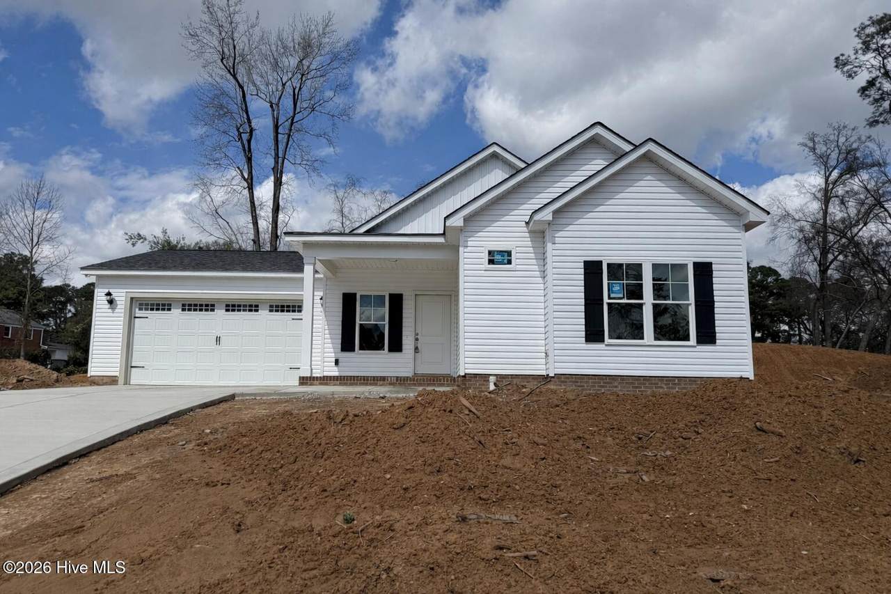 1709 Elizabeth Drive - Photo 1