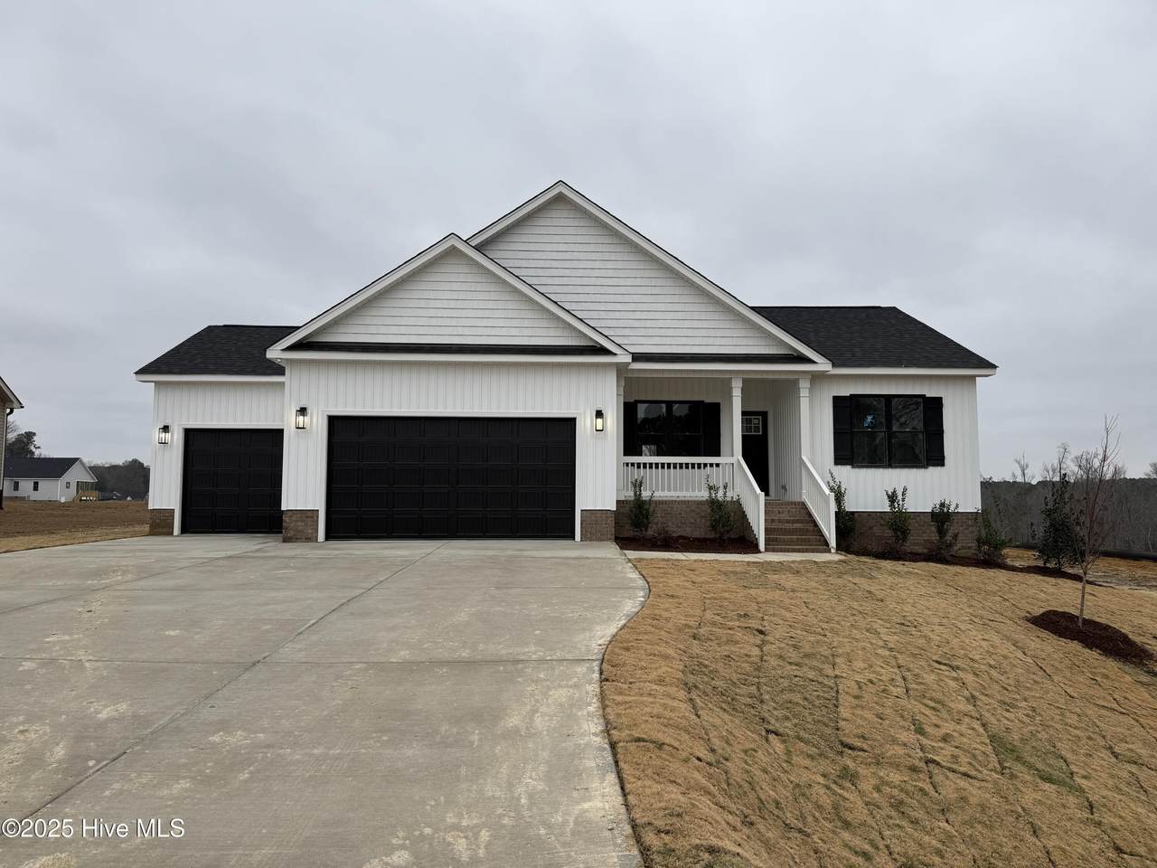 181 Royal Avenue - Photo 1