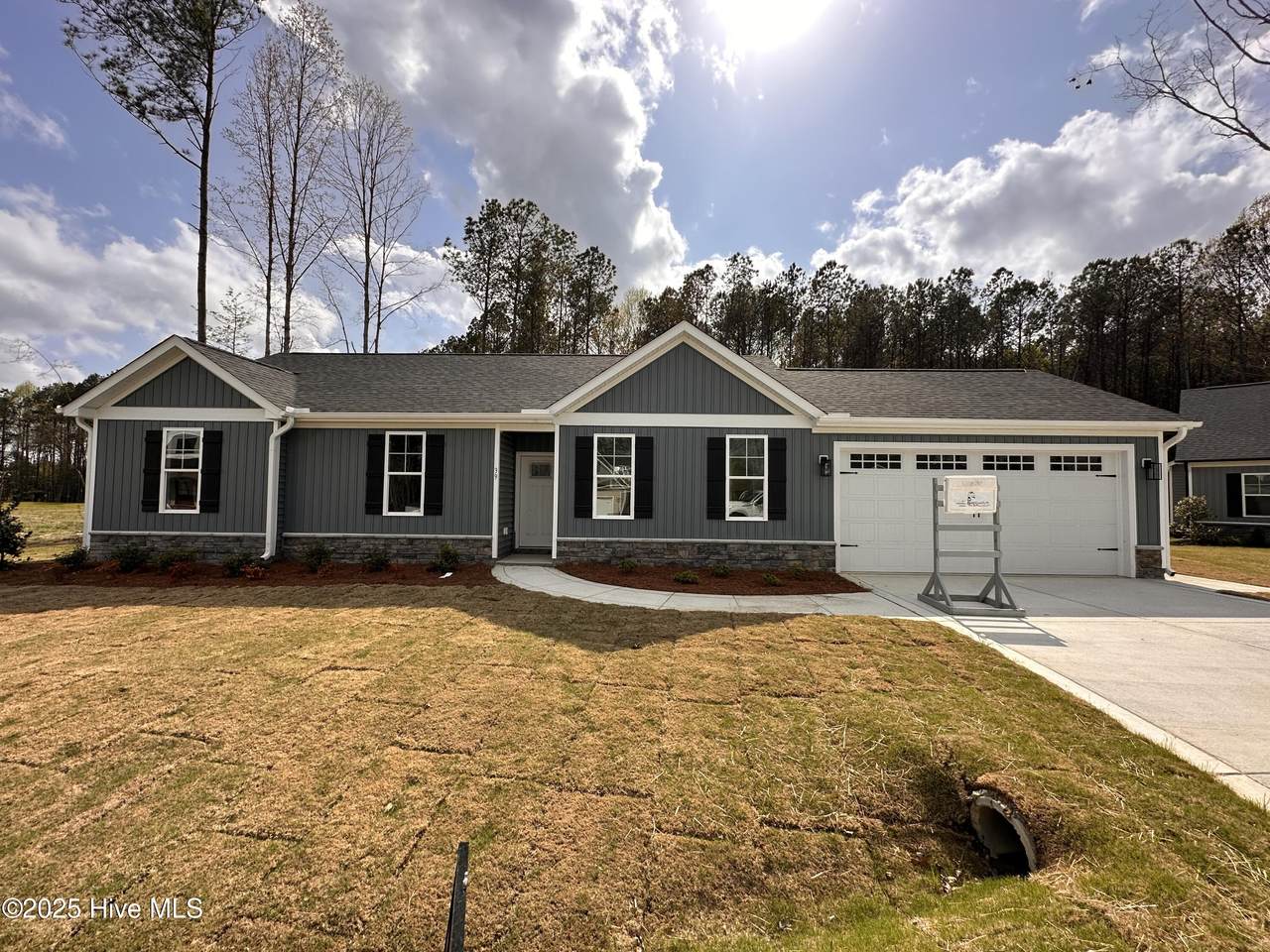 39 Rowsham Place - Photo 1