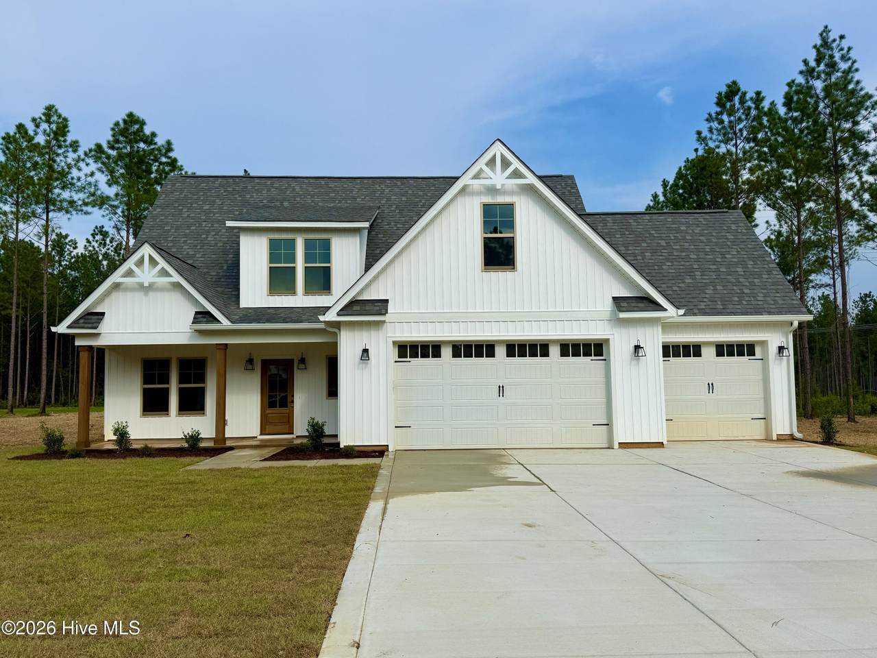 215 Whispering Ridge - Photo 1