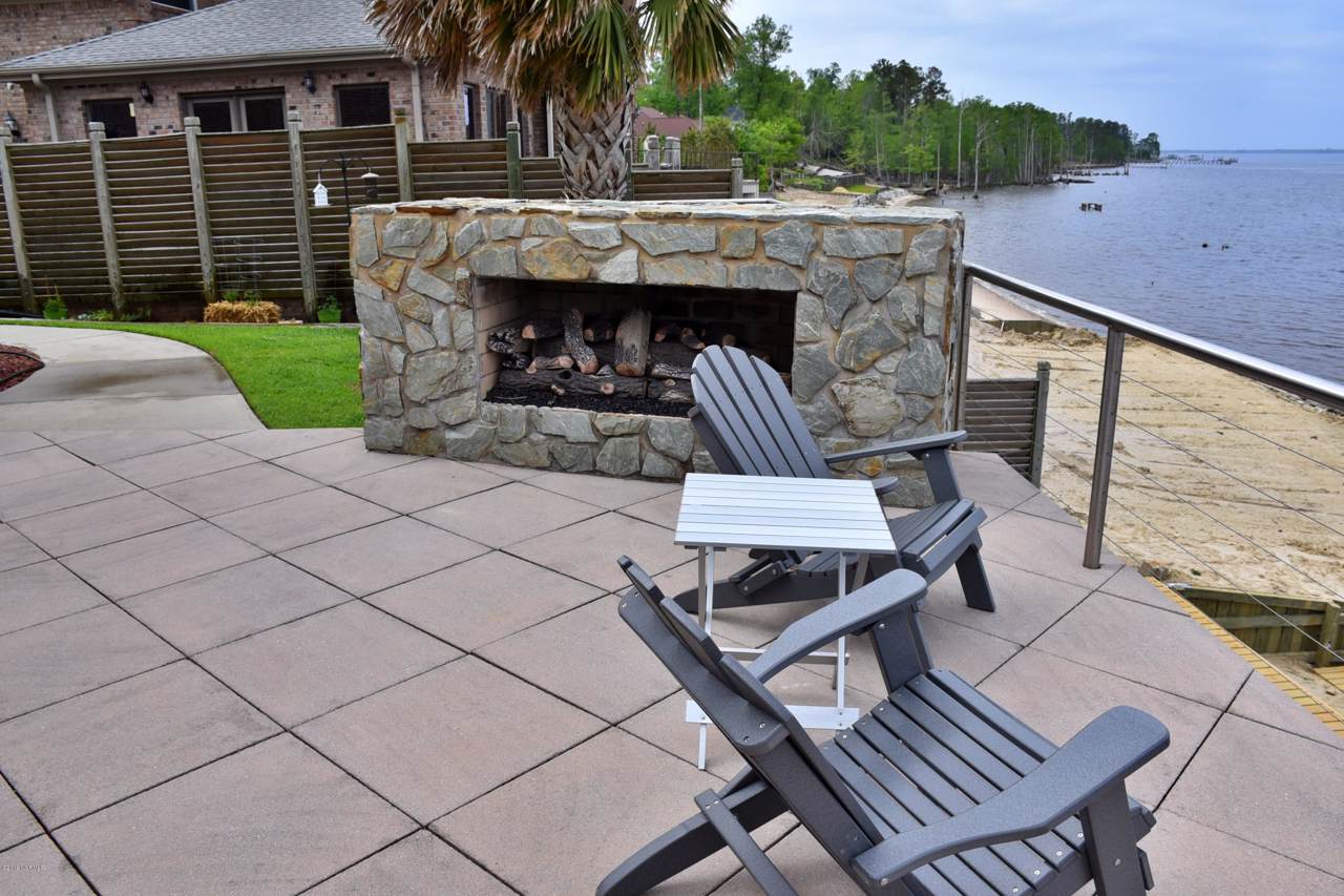 116 Stillwood Court - Photo 1