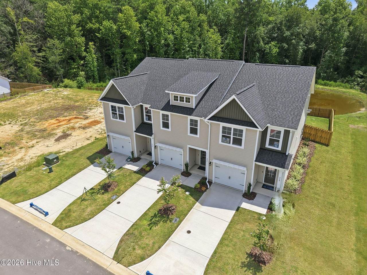 https://bt-photos.global.ssl.fastly.net/ncreg/1280_boomver_10_9af4f34fbcc049e69e6d46c88125e017-2.jpg