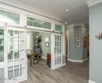 565 Westchester Place - Photo 15