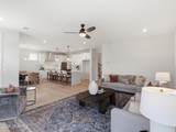 325 Oak Meadow Lane - Photo 15