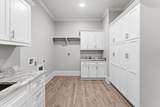 607 Lake Circle - Photo 33