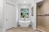 607 Lake Circle - Photo 44