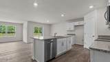 110 Claude Street - Photo 14
