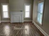 1110 Colonial Avenue - Photo 2
