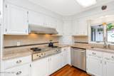 135 Devonshire Avenue - Photo 10