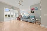 694 Meadowbrook Lane - Photo 8