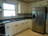209 Complex Street - Photo 6