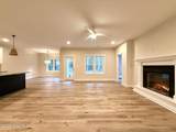 309 Elijah Way - Photo 12