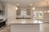 748 Greenwich Place - Photo 7
