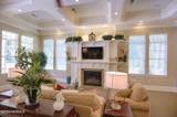 135 Montrose - Photo 4