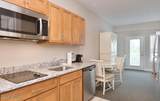 704 Moore Street - Photo 6