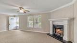 2133 Hollyhock Lane - Photo 11