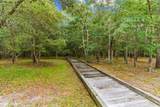 595 Versailles Boulevard - Photo 10