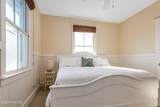 305 Beach Drive - Photo 33