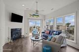106 Willis Avenue - Photo 4